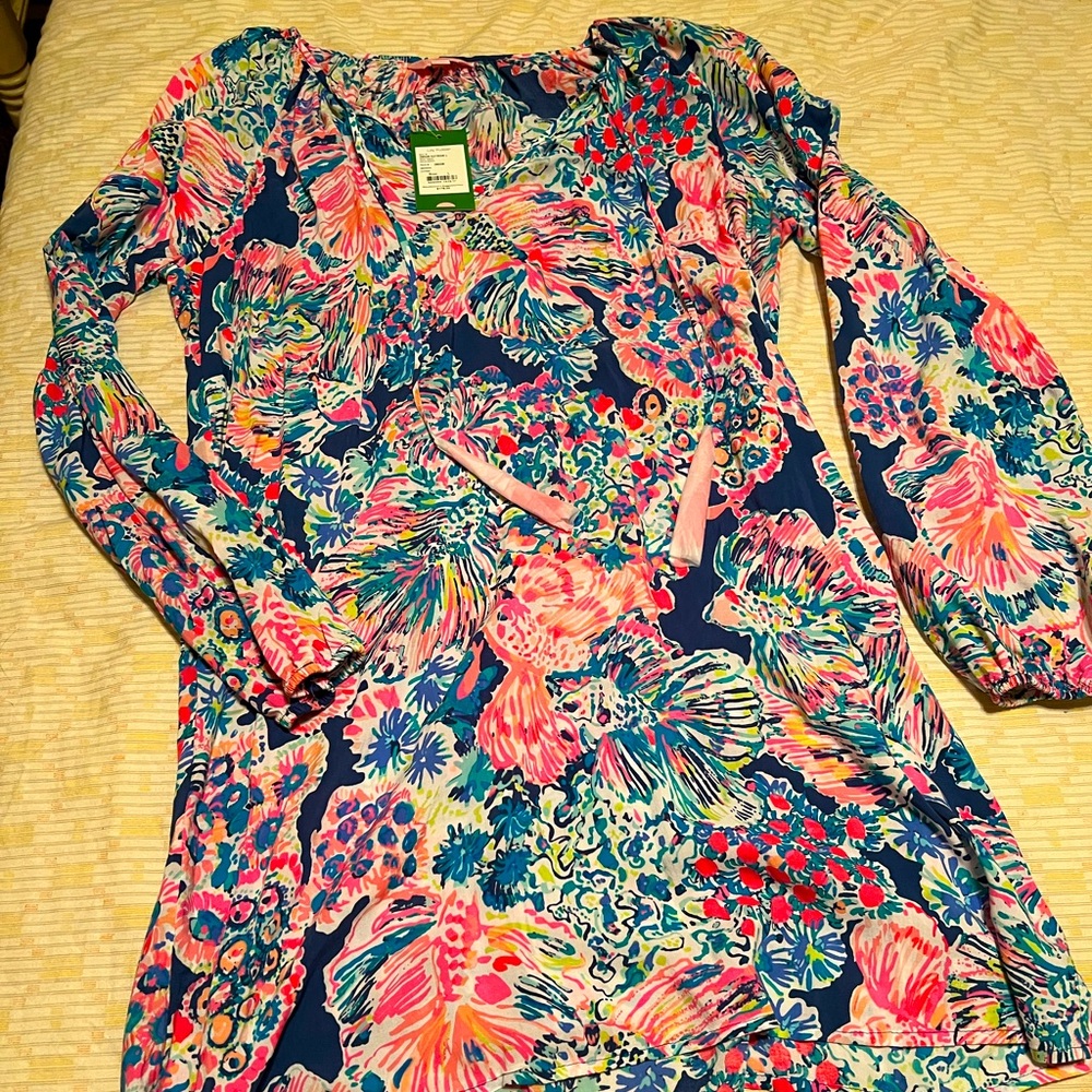 Lilly Pulitzer light weight Gypsea dress with tassels.